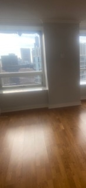 512 N McClurg Court 4608