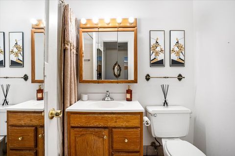 Tiny photo for 8896 David Place #2E, Des Plaines, IL 60016 (MLS # 12509034)