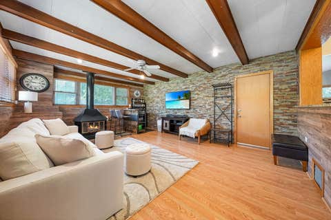 Tiny photo for 513 W Division Street, Itasca, IL 60143 (MLS # 12720181)