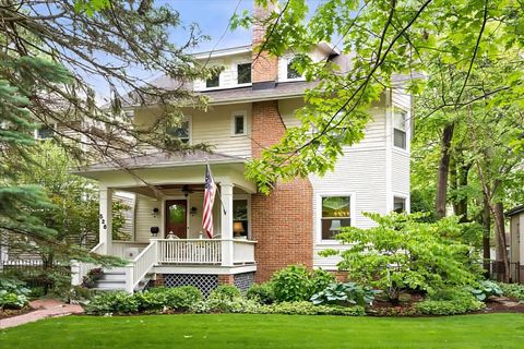 Tiny photo for 526 8th Street, Wilmette, IL 60091 (MLS # 12584196)