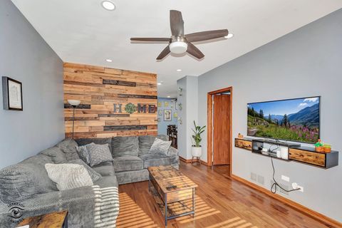 Tiny photo for 642 W 37th Street, Chicago, IL 60609 (MLS # 12525295)