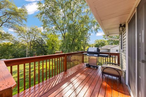 Tiny photo for 13 S Victoria Lane, Streamwood, IL 60107 (MLS # 12591463)