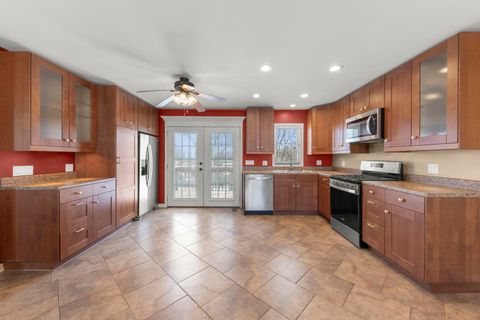 Tiny photo for 13 S Victoria Lane, Streamwood, IL 60107 (MLS # 12591463)