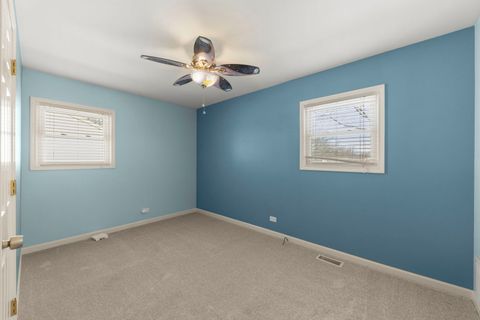 Tiny photo for 13 S Victoria Lane, Streamwood, IL 60107 (MLS # 12591463)