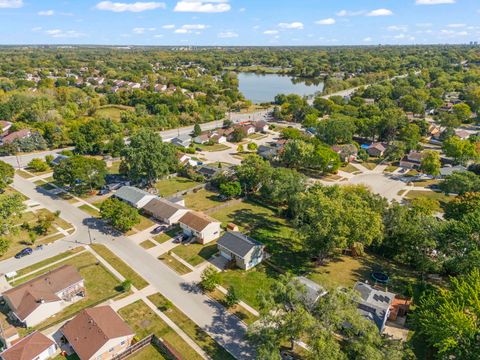 Tiny photo for 13 S Victoria Lane, Streamwood, IL 60107 (MLS # 12591463)