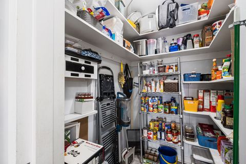 Tiny photo for 6833 N Kedzie Avenue #1404, Chicago, IL 60645 (MLS # 12612612)