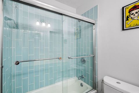 Tiny photo for 6833 N Kedzie Avenue #1404, Chicago, IL 60645 (MLS # 12612612)