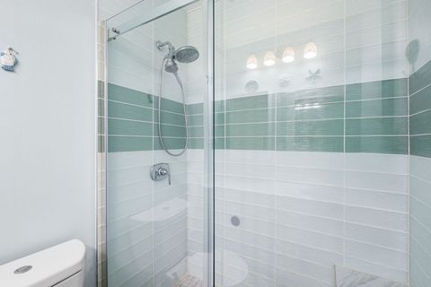 Tiny photo for 6833 N Kedzie Avenue #1404, Chicago, IL 60645 (MLS # 12612612)