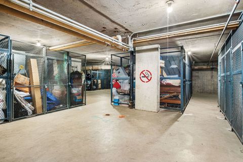 Tiny photo for 6833 N Kedzie Avenue #1404, Chicago, IL 60645 (MLS # 12612612)