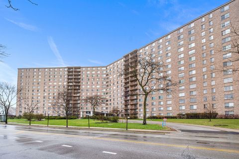 Photo of 6833 N Kedzie Avenue #1404, Chicago, IL 60645 (MLS # 12612612)