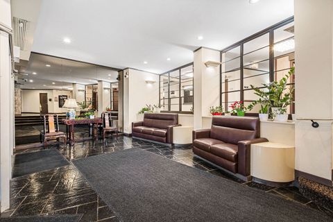 Tiny photo for 6833 N Kedzie Avenue #1404, Chicago, IL 60645 (MLS # 12612612)