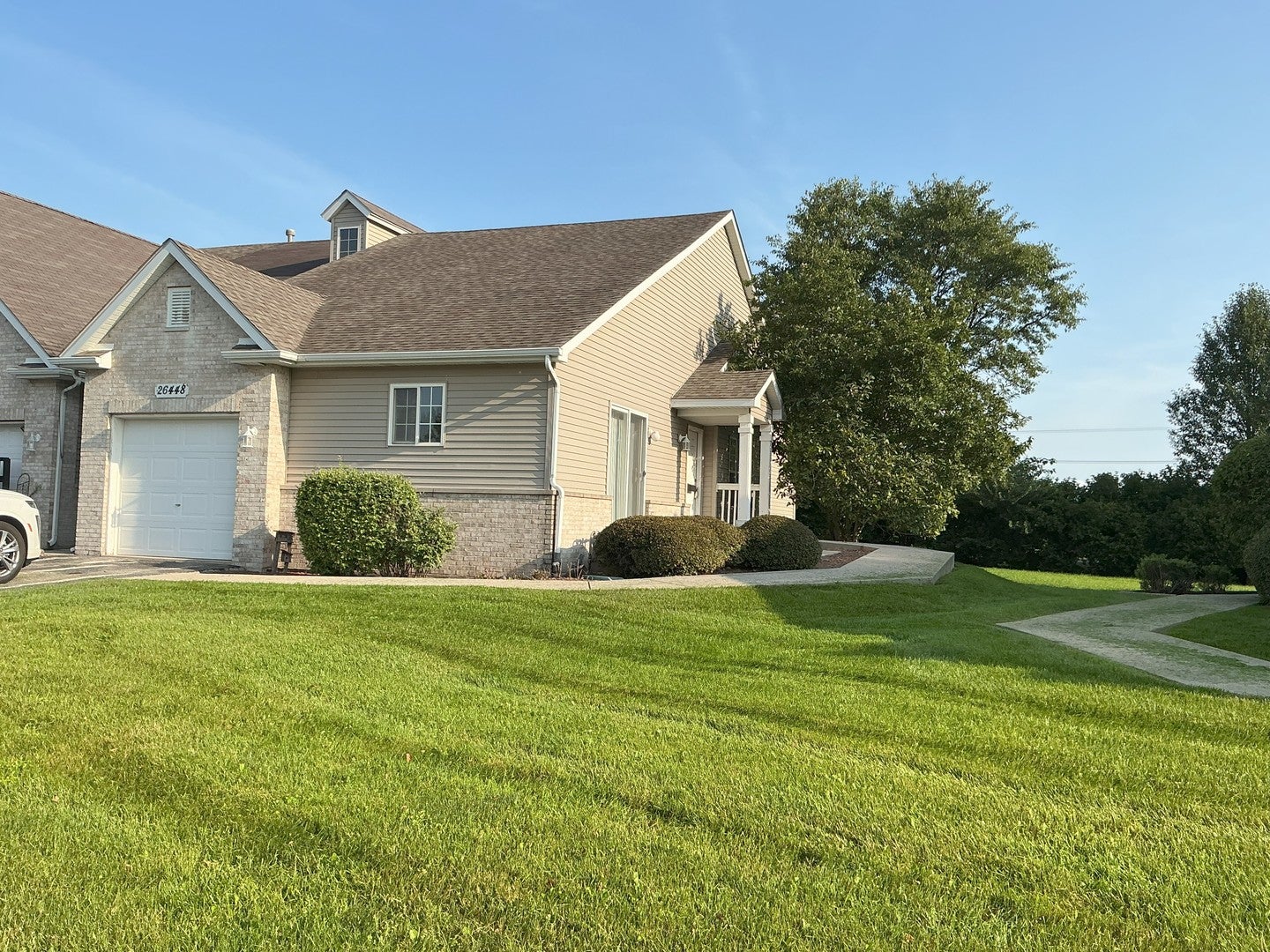 26448 W Fox Trail