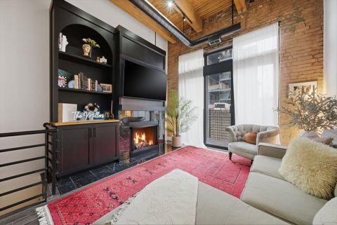 Tiny photo for 1740 N Marshfield Avenue #8, Chicago, IL 60622 (MLS # 12620599)