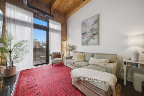 Tiny photo for 1740 N Marshfield Avenue #8, Chicago, IL 60622 (MLS # 12620599)