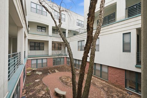 Tiny photo for 1740 N Marshfield Avenue #8, Chicago, IL 60622 (MLS # 12620599)