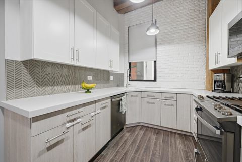 Tiny photo for 1740 N Marshfield Avenue #8, Chicago, IL 60622 (MLS # 12620599)