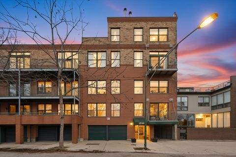 Tiny photo for 1740 N Marshfield Avenue #8, Chicago, IL 60622 (MLS # 12620599)