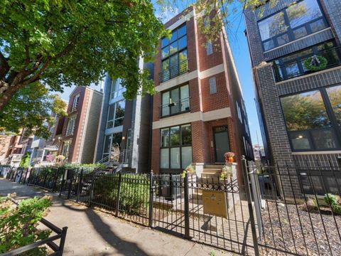 2329 N LEAVITT Street 3 Chicago IL 60647