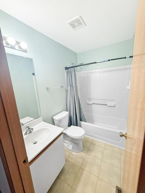 Tiny photo for 1533 Keystone Court, Elgin, IL 60120 (MLS # 12524473)