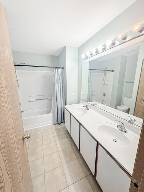 Tiny photo for 1533 Keystone Court, Elgin, IL 60120 (MLS # 12524473)