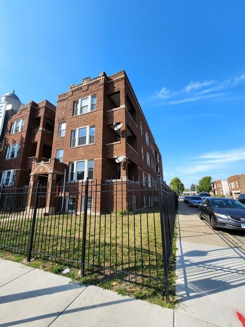4200 W 21st Place 2F Chicago IL 60623