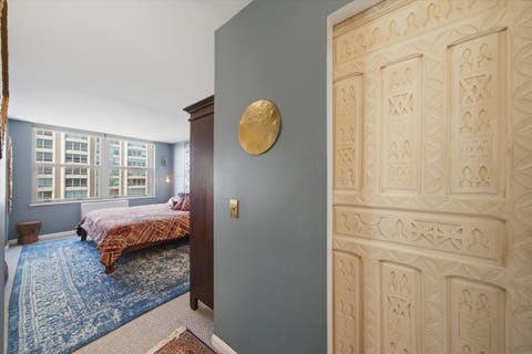 Tiny photo for 525 W Hawthorne Place #2004, Chicago, IL 60657 (MLS # 12721710)