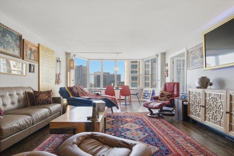 Tiny photo for 525 W Hawthorne Place #2004, Chicago, IL 60657 (MLS # 12721710)