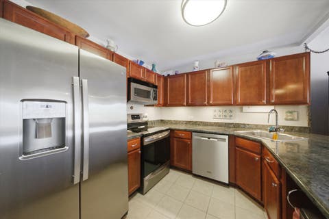 Tiny photo for 525 W Hawthorne Place #2004, Chicago, IL 60657 (MLS # 12721710)