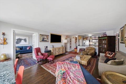 Tiny photo for 525 W Hawthorne Place #2004, Chicago, IL 60657 (MLS # 12721710)