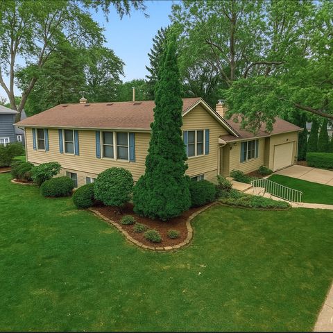 Tiny photo for 165 Tamarack Avenue, Naperville, IL 60540 (MLS # 12449364)
