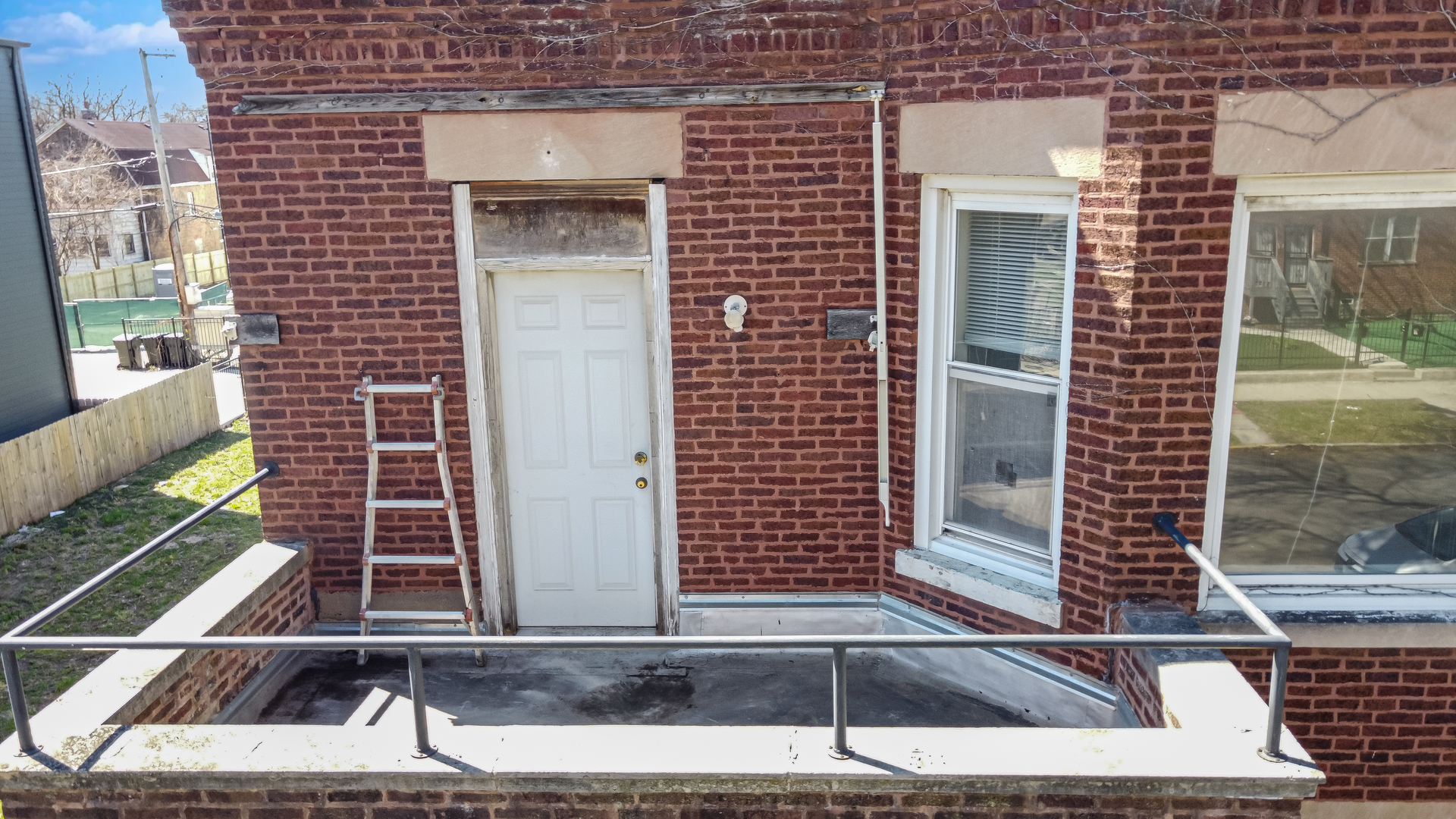 6328 S Langley Avenue