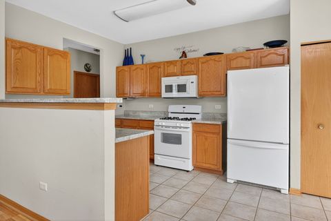 Tiny photo for 21035 W Aspen Lane, Plainfield, IL 60544 (MLS # 12608766)