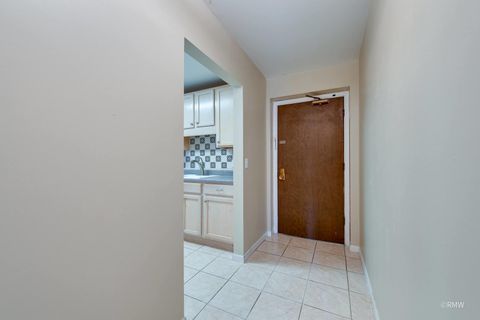 Tiny photo for 840 Wellington Avenue #318, Elk Grove Village, IL 60007 (MLS # 12336664)