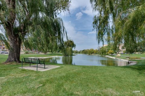 Tiny photo for 840 Wellington Avenue #318, Elk Grove Village, IL 60007 (MLS # 12336664)