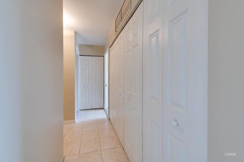 Tiny photo for 840 Wellington Avenue #318, Elk Grove Village, IL 60007 (MLS # 12336664)