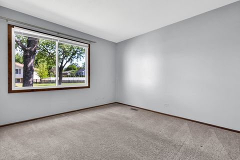 Tiny photo for 1272 Arlington Drive W, Hanover Park, IL 60133 (MLS # 12656655)