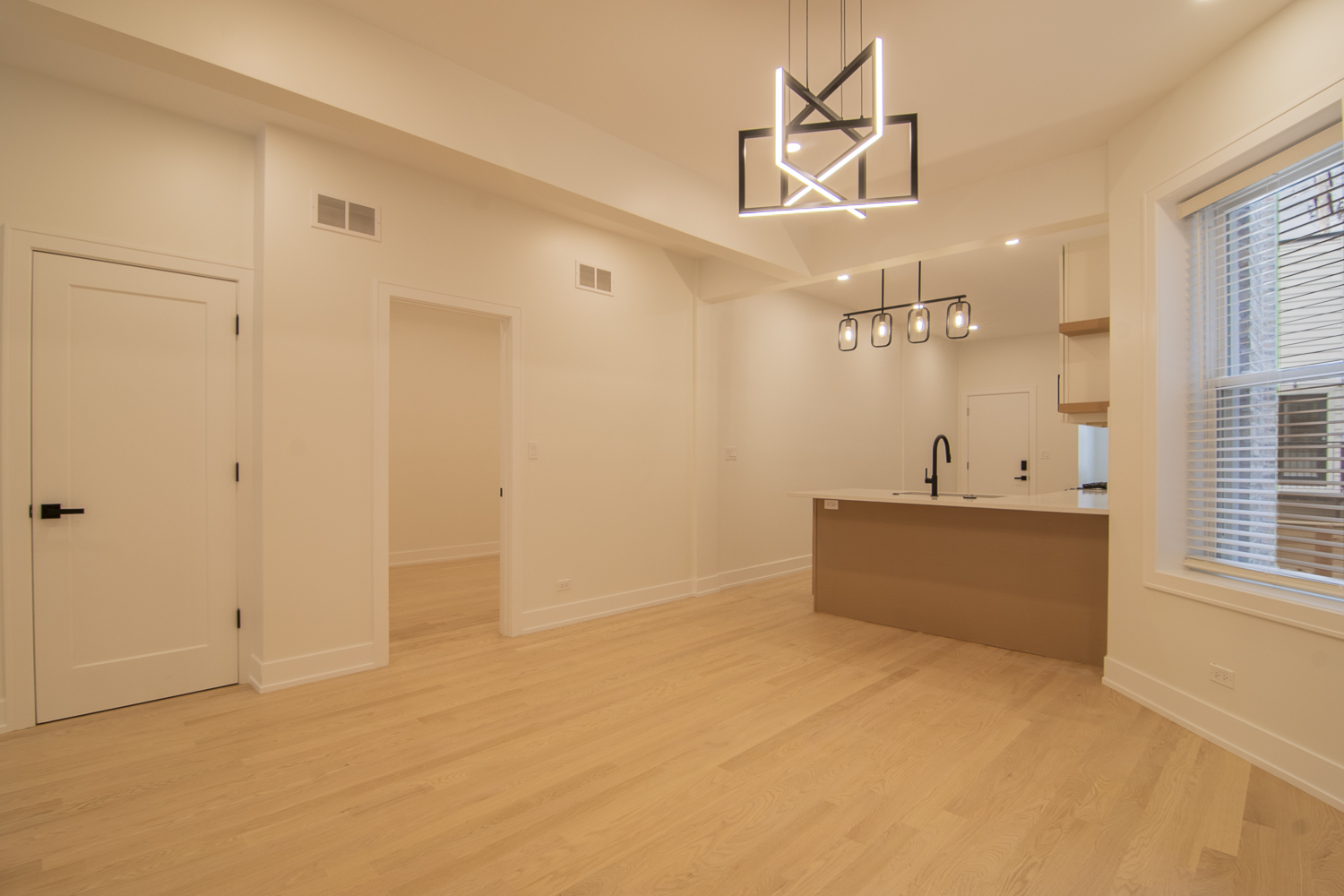 3720 N Racine Avenue 1