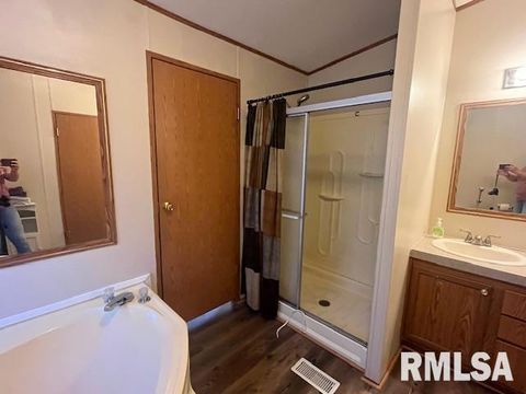 Tiny photo for 3106 N STEWART Lane, Marion, IL 62959 (MLS # EB459953)