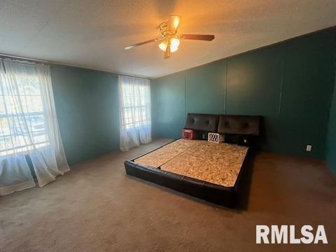 Tiny photo for 3106 N STEWART Lane, Marion, IL 62959 (MLS # EB459953)