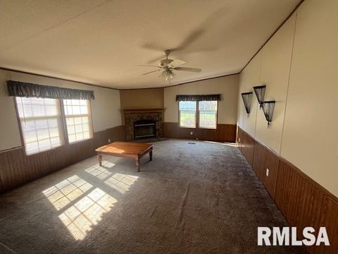 Tiny photo for 3106 N STEWART Lane, Marion, IL 62959 (MLS # EB459953)