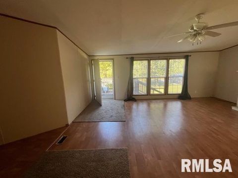 Tiny photo for 3106 N STEWART Lane, Marion, IL 62959 (MLS # EB459953)