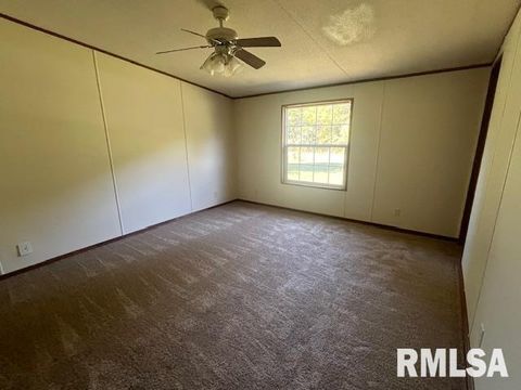 Tiny photo for 3106 N STEWART Lane, Marion, IL 62959 (MLS # EB459953)