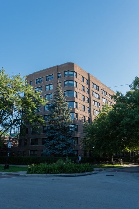 Photo of 4880 N Marine Drive #304, Chicago, IL 60640 (MLS # 12687366)