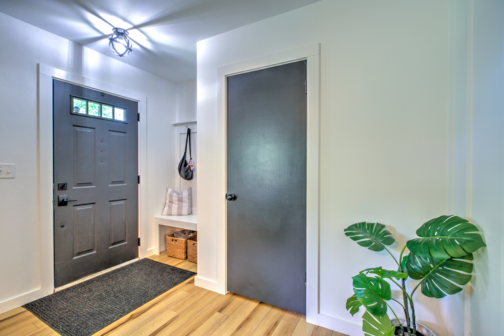 1402 HILLTOP Drive