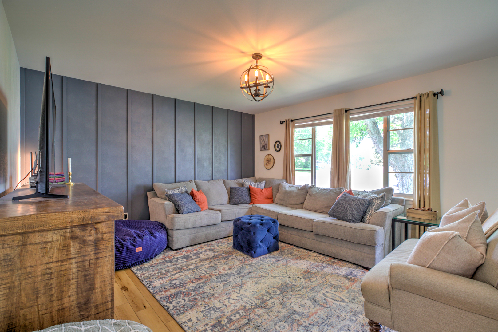 1402 HILLTOP Drive