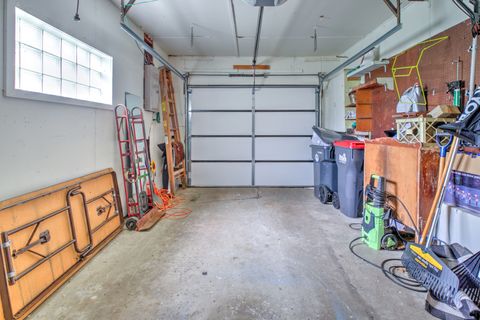 Tiny photo for 1402 HILLTOP Drive, Pekin, IL 61554 (MLS # 12636703)