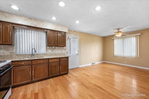 Tiny photo for 416 S Prospect Avenue, Itasca, IL 60143 (MLS # 12609240)