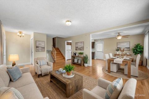 Tiny photo for 416 S Prospect Avenue, Itasca, IL 60143 (MLS # 12609240)