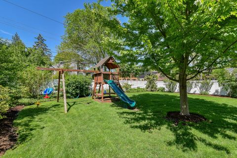 A home in Glen Ellyn