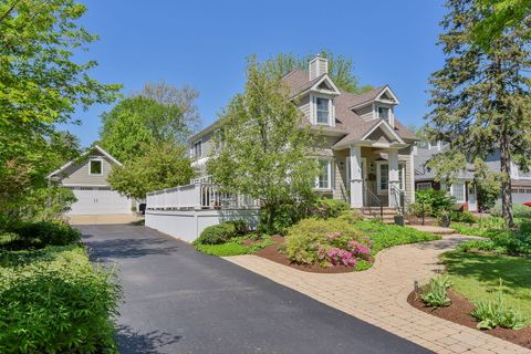 A home in Glen Ellyn